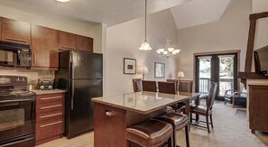 Private kitchen - Cirque 2 Bedroom Condo #216 by RedAwning (Copper Mountain)
