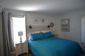 1 slaapkamer, een strijkplank/strijkijzer, gratis wifi, beddengoed