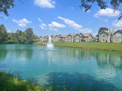 Spacious &  Modern 2bd/2ba Corporate Condo w/Dedicated Workspace 