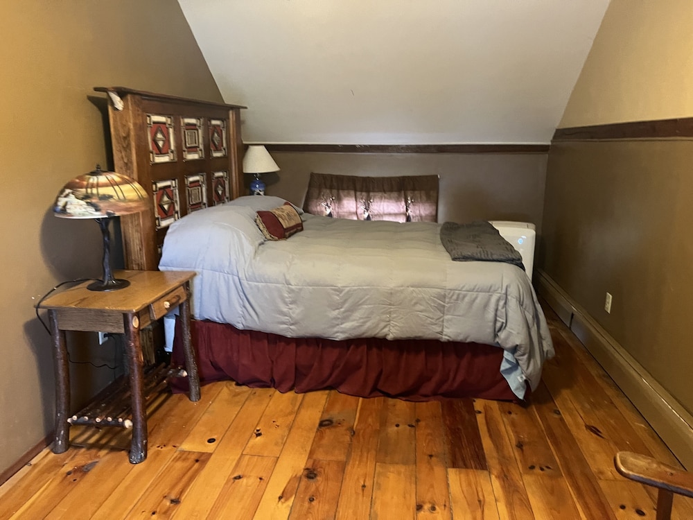 220 feet of shoreline on Little Squam Lake 4 Season Lakefront