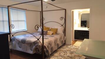 2 soveværelser, skrivebord, strygejern/strygebræt, gratis Wi-Fi