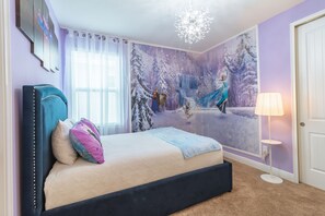 6 camere, una scrivania, ferro/asse da stiro, Wi-Fi