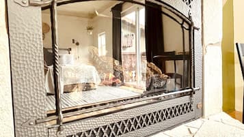 Habitación estándar, 1 cama King size, chimenea | Servicios de la habitación