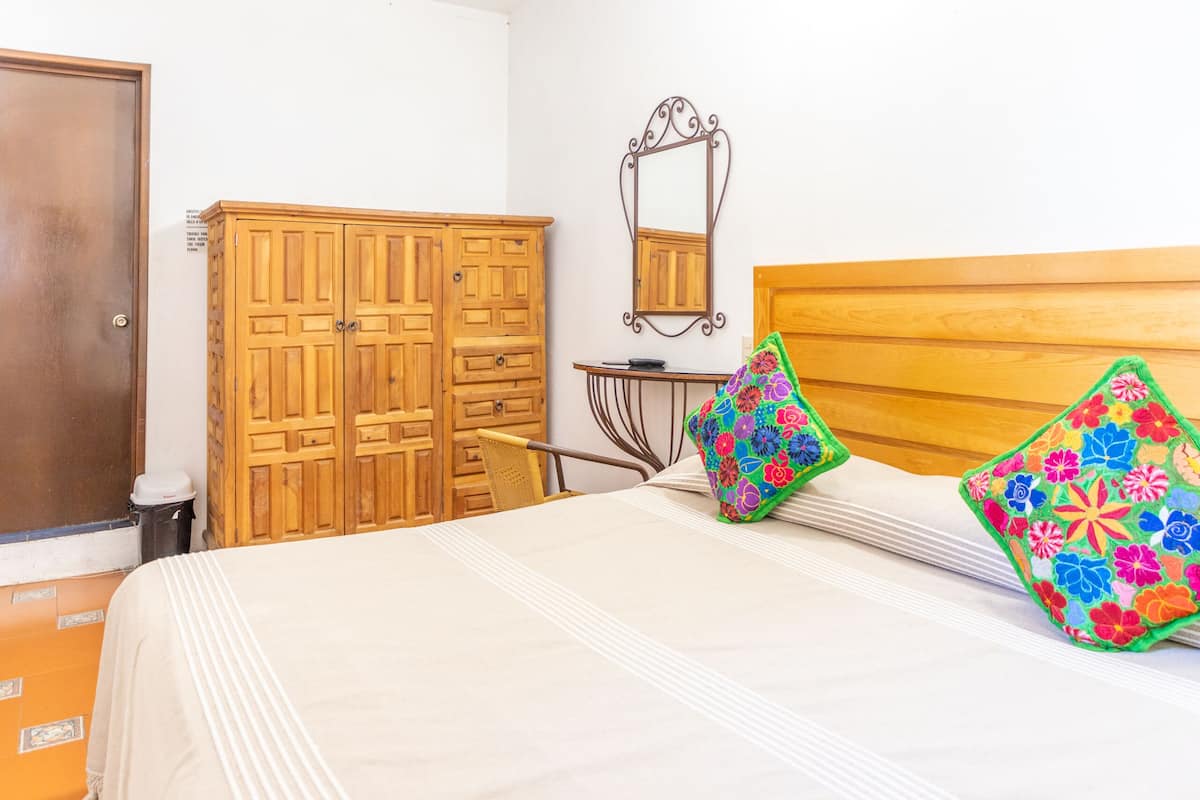 1 habitación, decoración personalizada y muebles diferentes