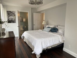 3 Schlafzimmer, Schreibtisch, Bügeleisen/Bügelbrett, kostenloses WLAN