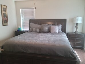 2 Schlafzimmer, Bügeleisen/Bügelbrett, kostenloses WLAN, Bettwäsche