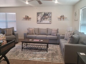 Smart TV - Brand New Rim Vista Townhome 2 Bed 2.5 Bath (Moab)