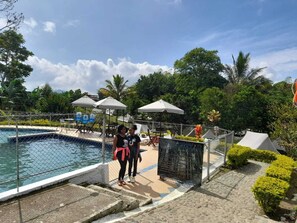 Pool - Mystic Natural (Calima)