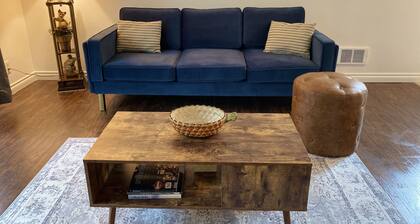 Affordable and Spacious unit 1 block from the Seattle Light Rail!