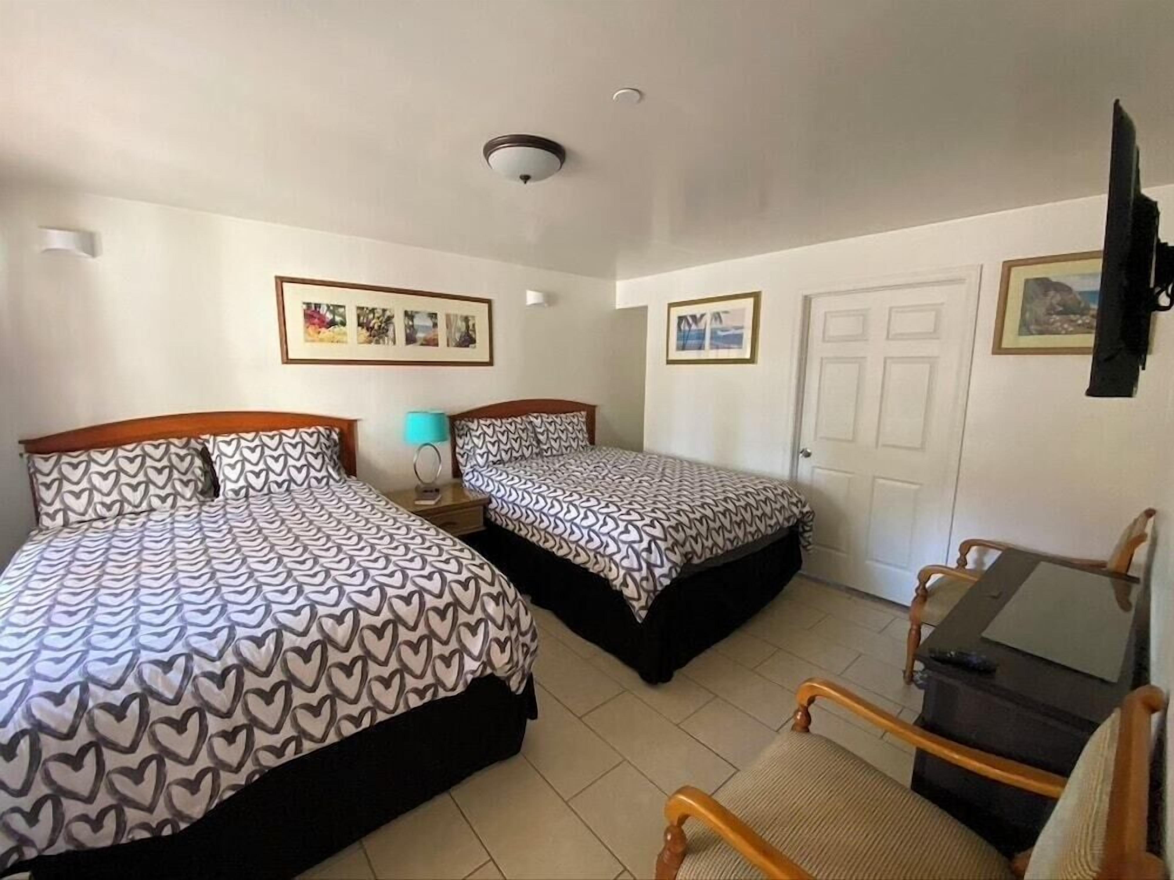 Premium bedding, individually decorated, individually furnished, desk