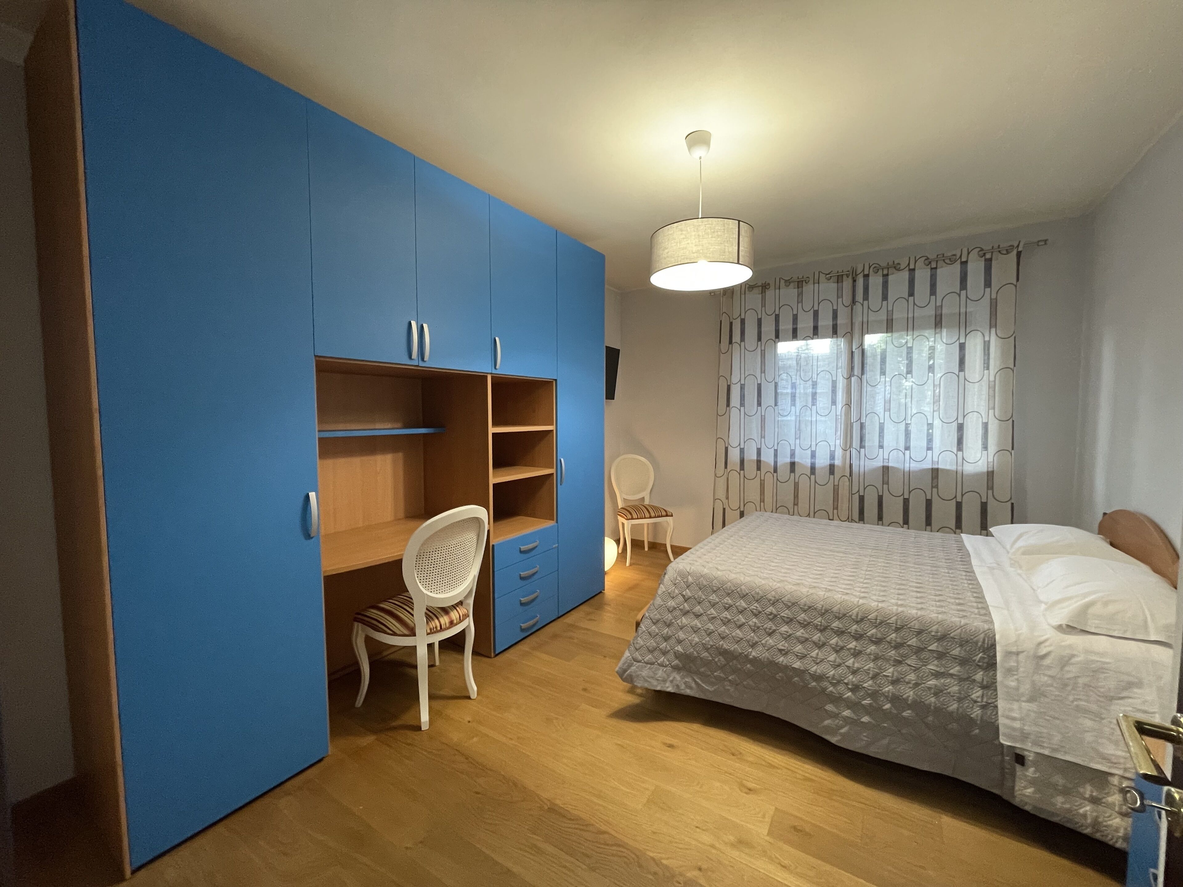 3 camere, ferro/asse da stiro, culla da viaggio, Wi-Fi gratuito