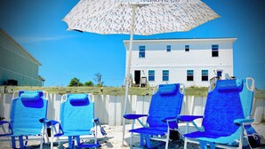 Property grounds - Navarre+Beach, Pet Friendly + Kayak & paddle boards + BBQ grill.  (Navarre)