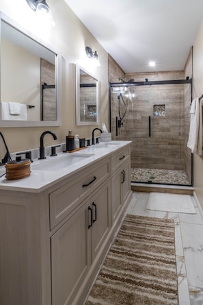 Bathtub, hair dryer, towels