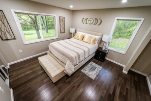 4 chambres, fer et planche à repasser, Wi-Fi, draps fournis