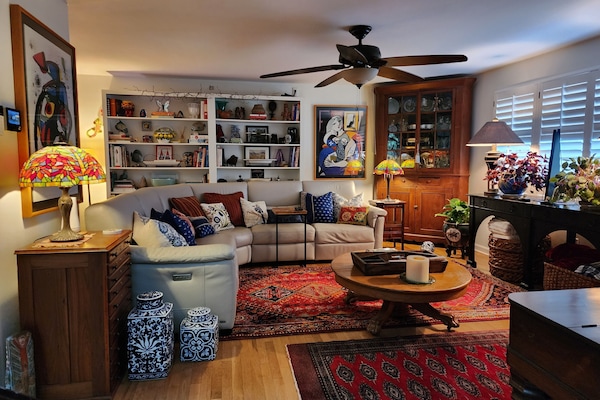 Eclectic ambiance to relax in after a day of exploring the "Burgh!"