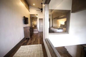 Suite, 2 Bedrooms