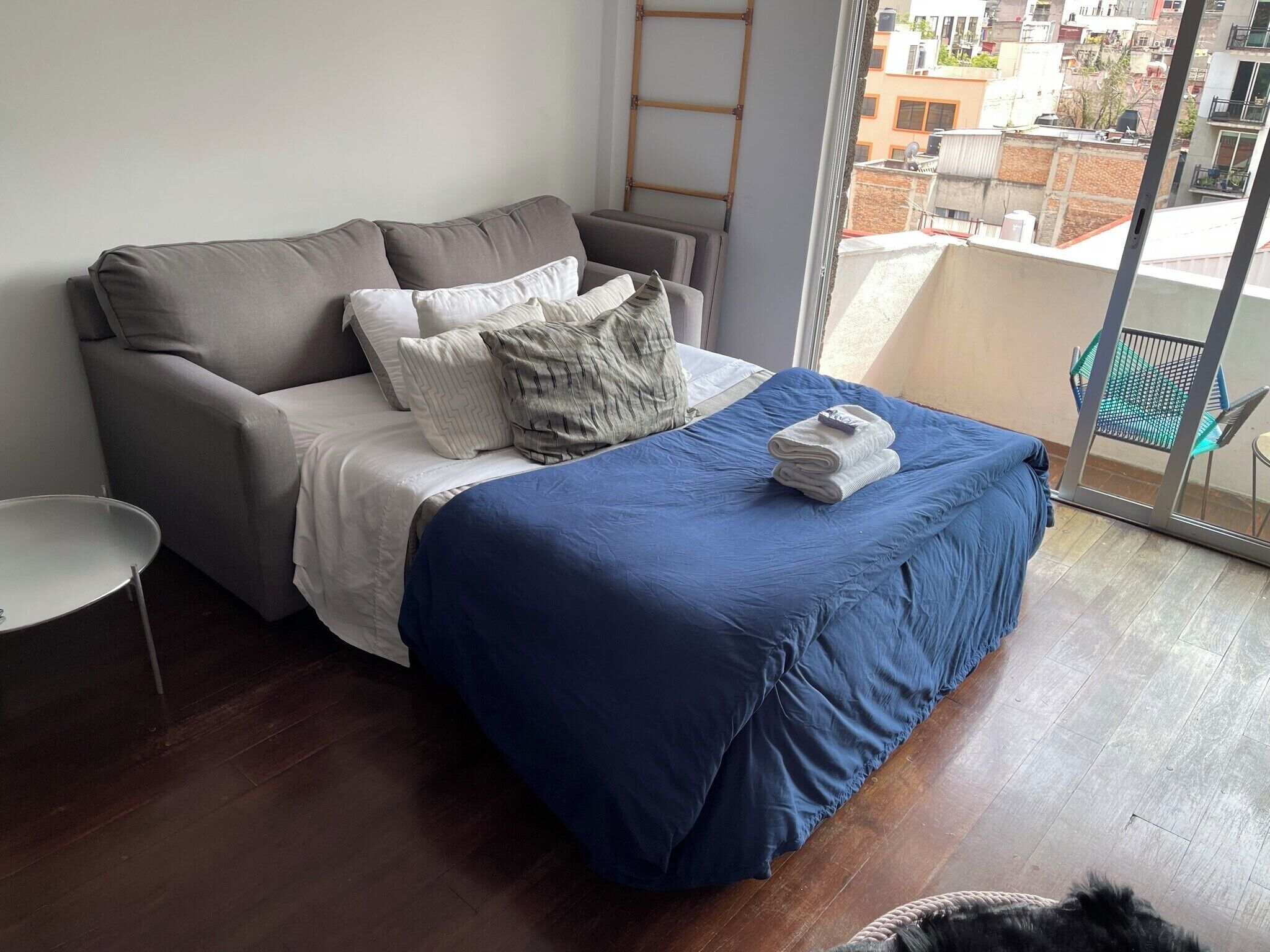 3 Schlafzimmer, Schreibtisch, Bügeleisen/Bügelbrett, kostenloses WLAN