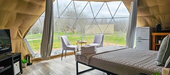 🏕Romantic Country Stay 😍 ♥️ Lake, Telescope  🔭 Peddle Boat, Kayaks 