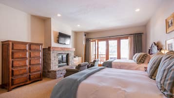 5 habitaciones, espacio para trabajar con laptop y wifi gratis