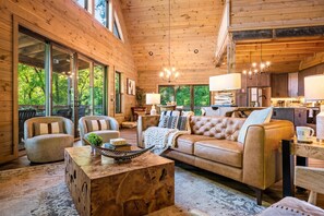 Smart-TV, Kamin, Videospiele