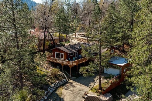 Luxury at the Lake - Large Lakeview - Game Room    - Shasta Lakeshore Retreat #7