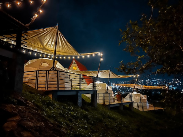 Comfort Tent | Terrace/patio