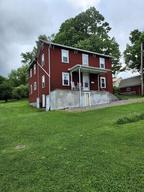 Exterior - Right off the bike trail. (Meyersdale)
