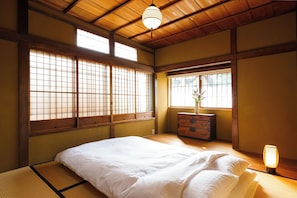 2 sovrum, strykjärn/strykbräda, wi-fi och sängkläder