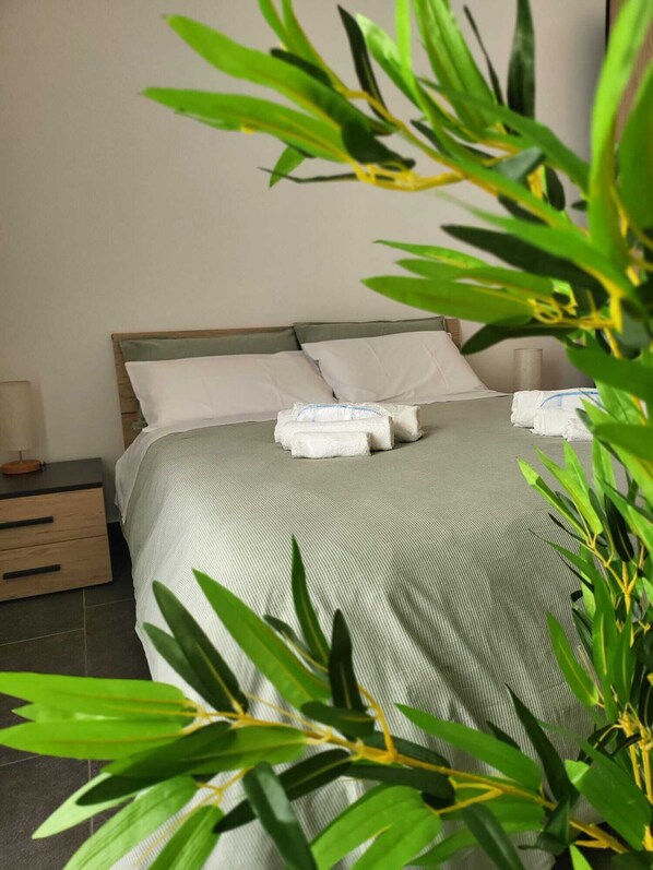 2 Schlafzimmer, Schreibtisch, kostenloses WLAN, Bettwäsche