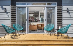 Terrace/patio - Luxury mid-century modern gem! (Bloomfield)