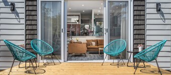 Luxury mid-century modern gem!