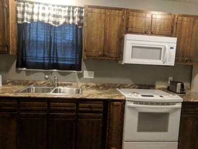 Peaceful Stay for Nurses Near ASU & Hospitals