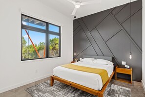 4 bedrooms, desk, iron/ironing board, free WiFi - Award-Winning Modern Lakehouse w/ Private Pool & Sunset Views (Lago Vista)