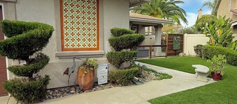 Entire Casita and Cal king bed, sofa bed and kitchen just minutes from Temecula.