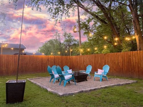 St. Paul Cabana! Minutes to Everything!