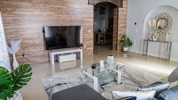 Smart TV, books