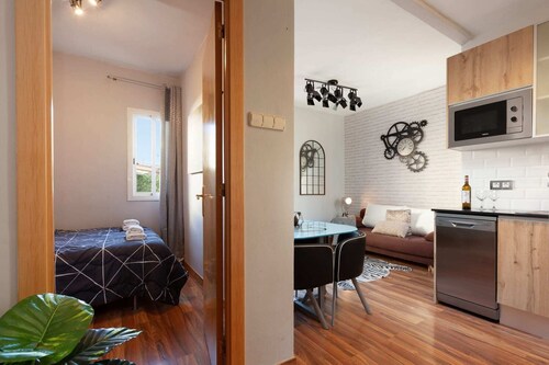 Sunny Penthouse in Sagrada Familia