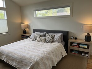 3 多间卧室、WiFi、床单