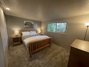 2 camere, ferro/asse da stiro, Wi-Fi gratuito, lenzuola