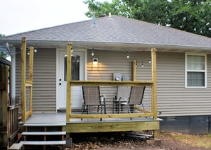 Terrace/patio - New! Beautifully updated private home near White River and Bull Shoals  (Flippin)