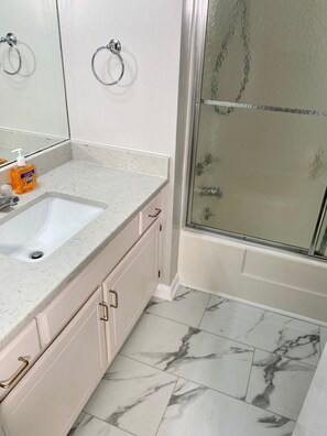 Shower, towels