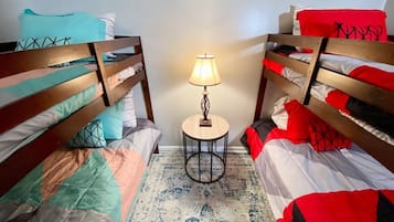 2 bedrooms, WiFi, bed sheets