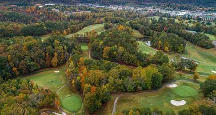 Serene Retreat・Pet Friendly・Hot Tub + Arcade