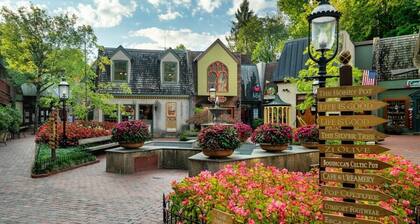 Serene Retreat・Pet Friendly・Hot Tub + Arcade