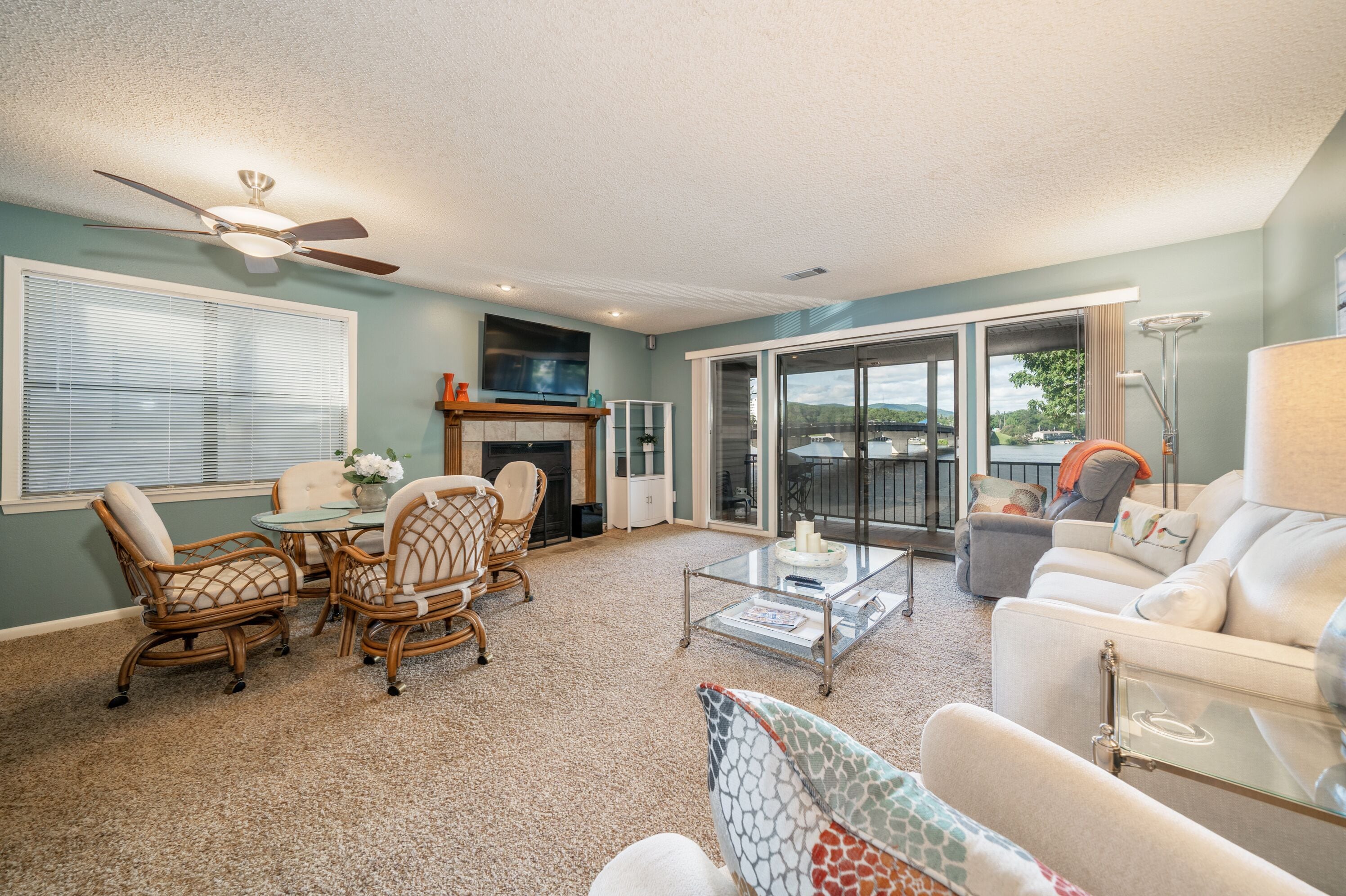 NEW! 2/2 lakefront condo with spectacular views!