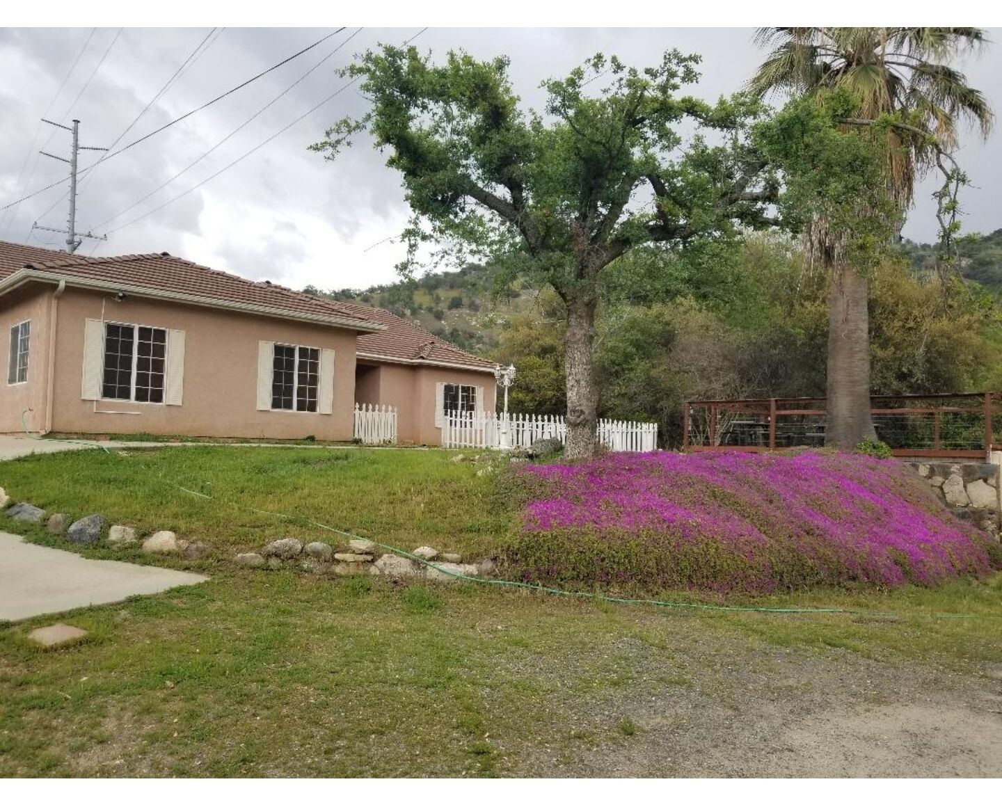 Scenic Home near entrance to Sequoia National Park