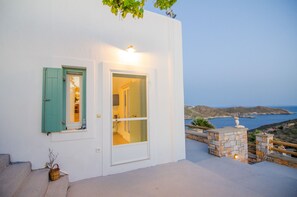 Exterior detail - Ios stylish house with Panoramic Sea and Sunset view (Ios)