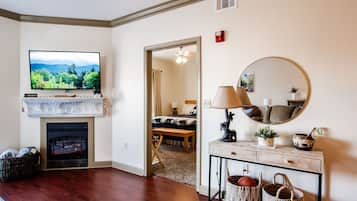 Téléviseur connecté, foyer, livres