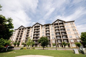 Exterior - Summer Dates still available! (Pigeon Forge)