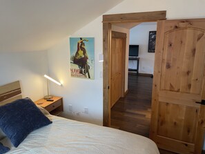 1 bedroom, free WiFi, bed sheets - Walk to everything in the Big Sky Meadow Village (Big Sky)